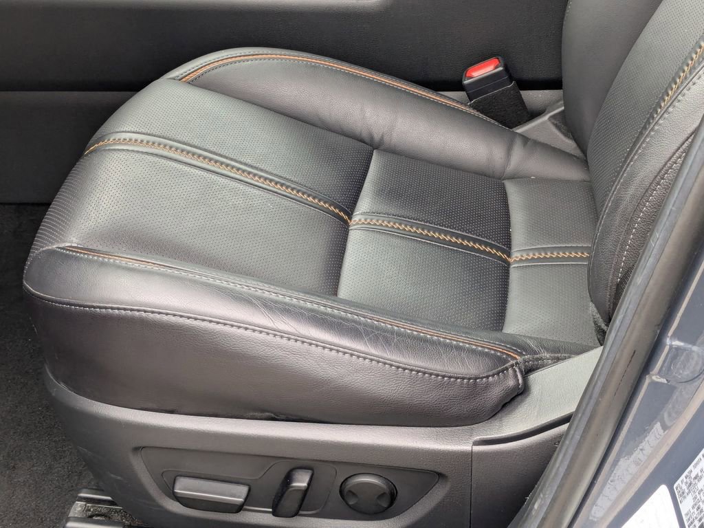 Used 2025 MAZDA CX-50 AWD 2.5 Hybrid w/ Premium Pkg image 23