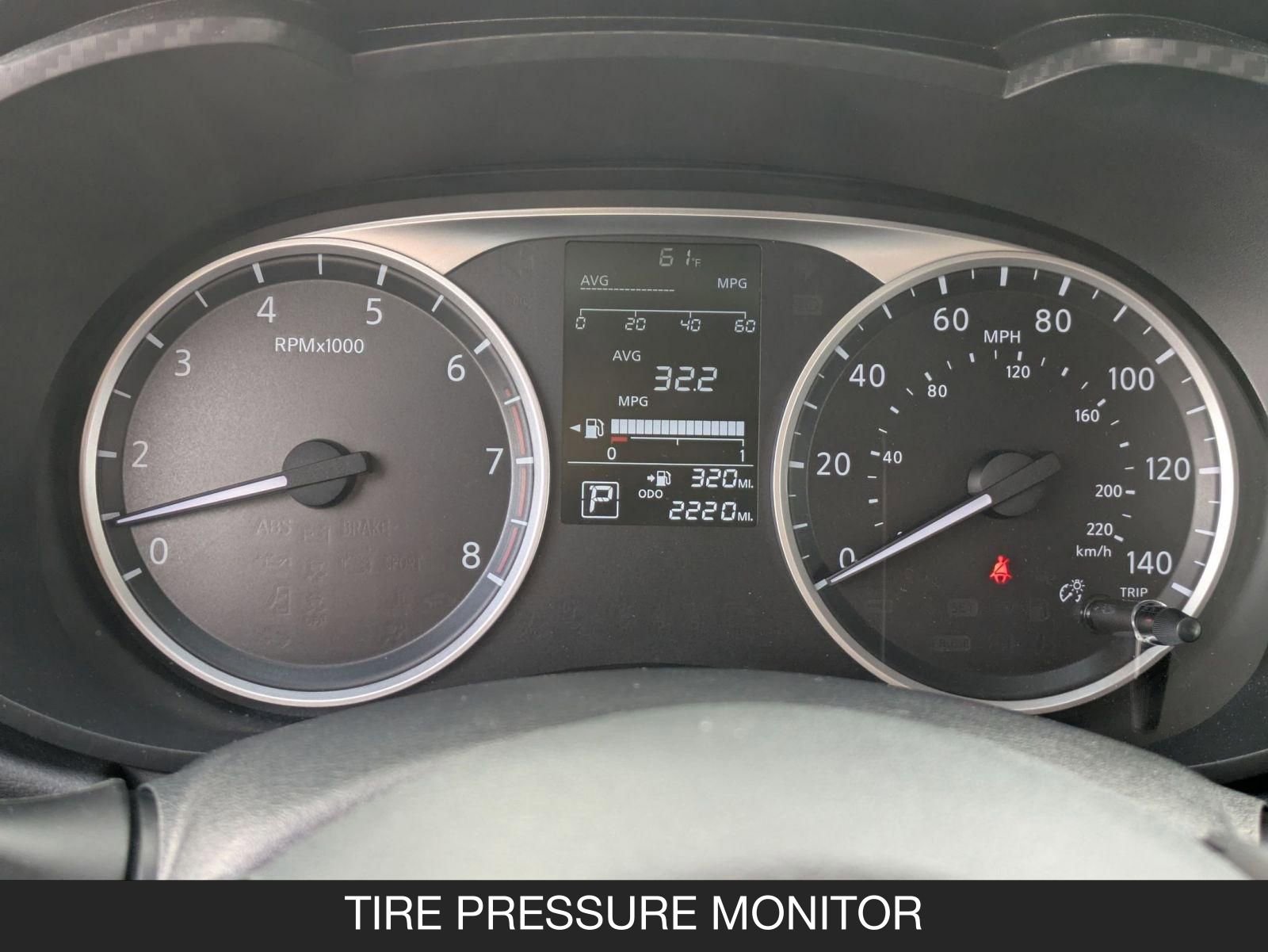 Used 2025 Nissan Versa S w/ Trunk Package image 19