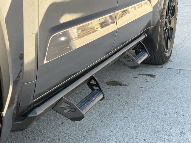Used 2025 Toyota Tundra SR5 image 9