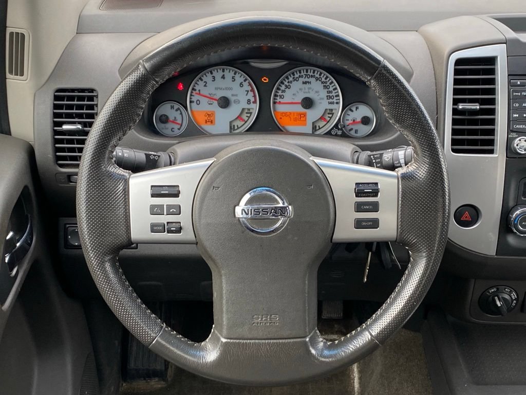 Used 2013 Nissan Frontier PRO-4X AWD/4WD image 21