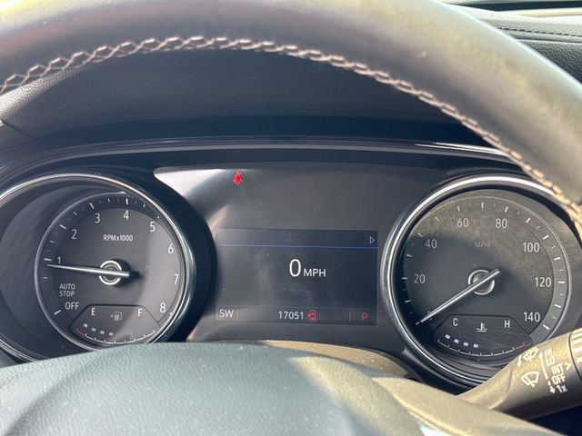 Used 2022 Buick Encore GX Preferred w/ Cold Weather Comfort Package FWD image 17