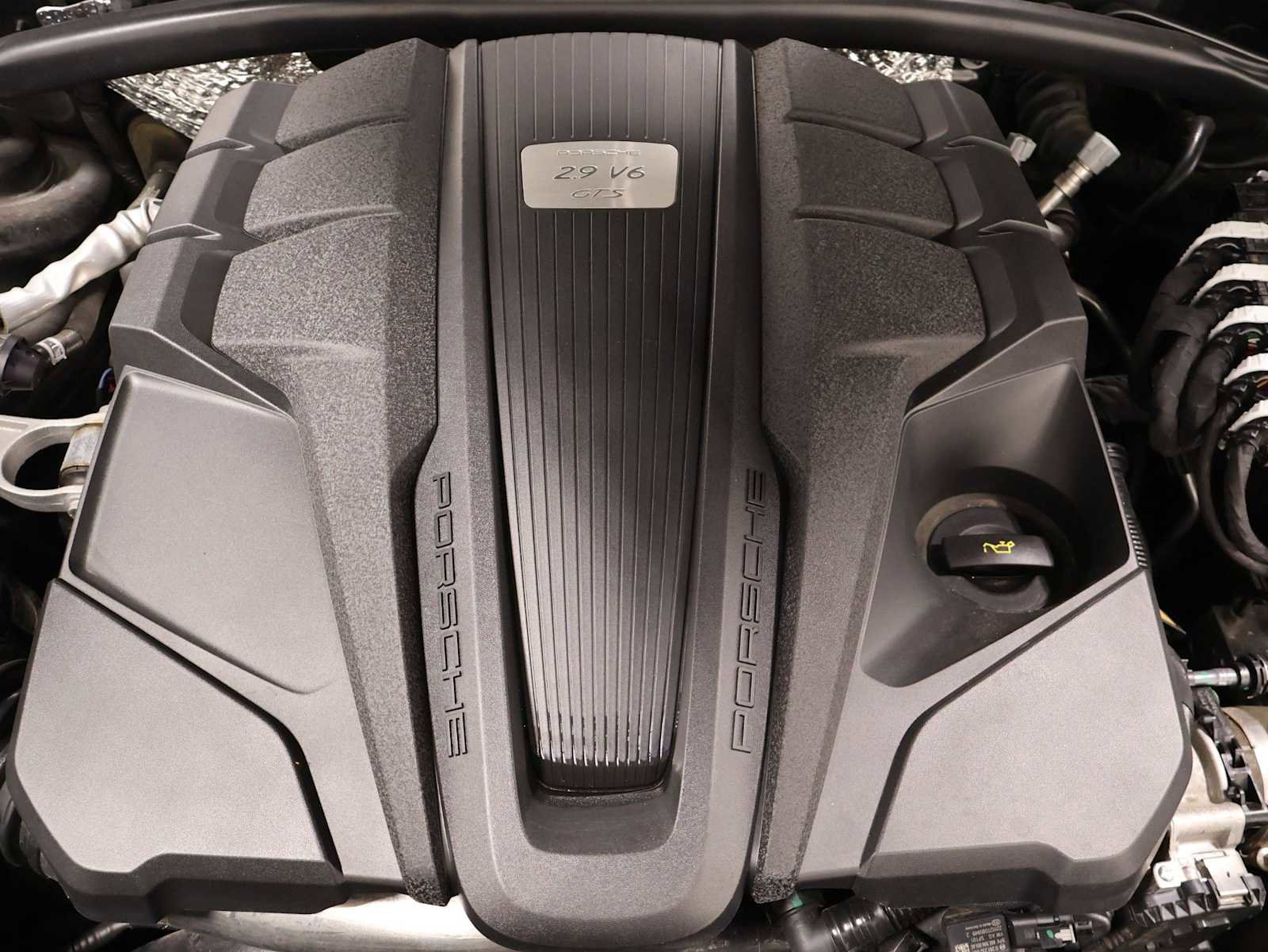 Certified 2023 Porsche Macan GTS AWD/4WD image 42