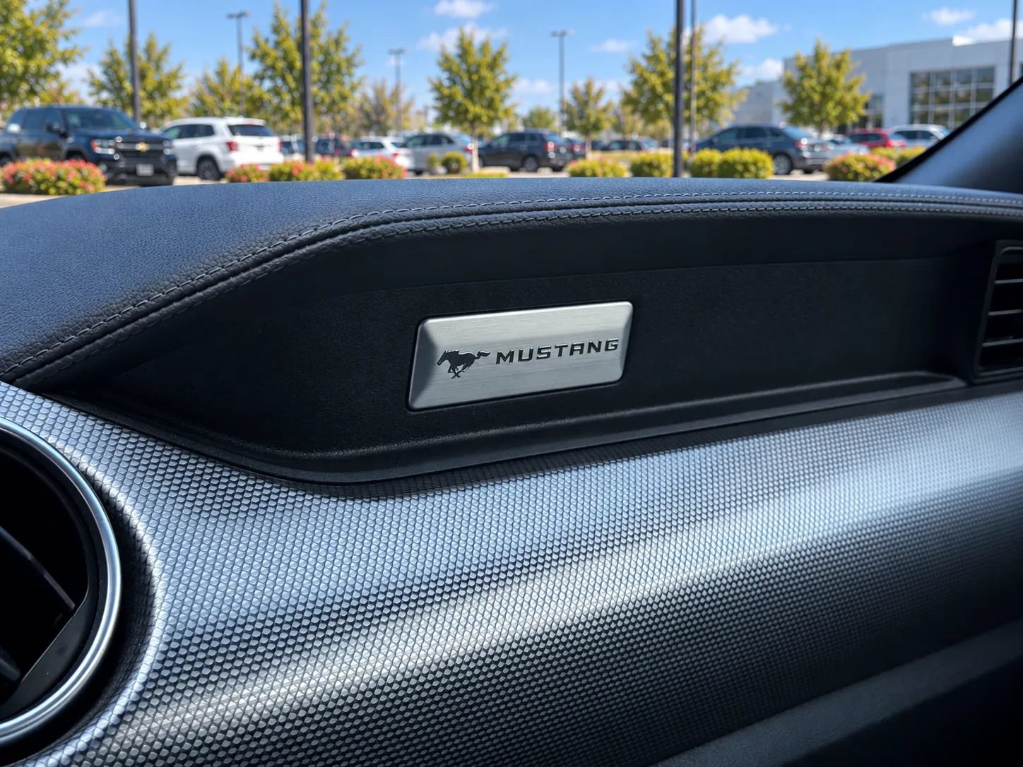 Used 2019 Ford Mustang GT RWD image 25