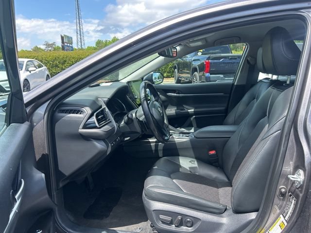 Used 2024 Toyota Camry XSE FWD image 15
