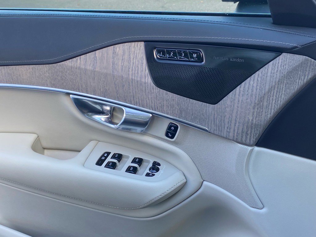 Used 2022 Volvo XC90 T6 Inscription image 17