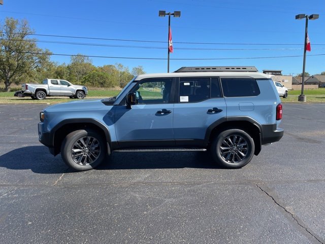 New 2025 Toyota Land Cruiser image 2