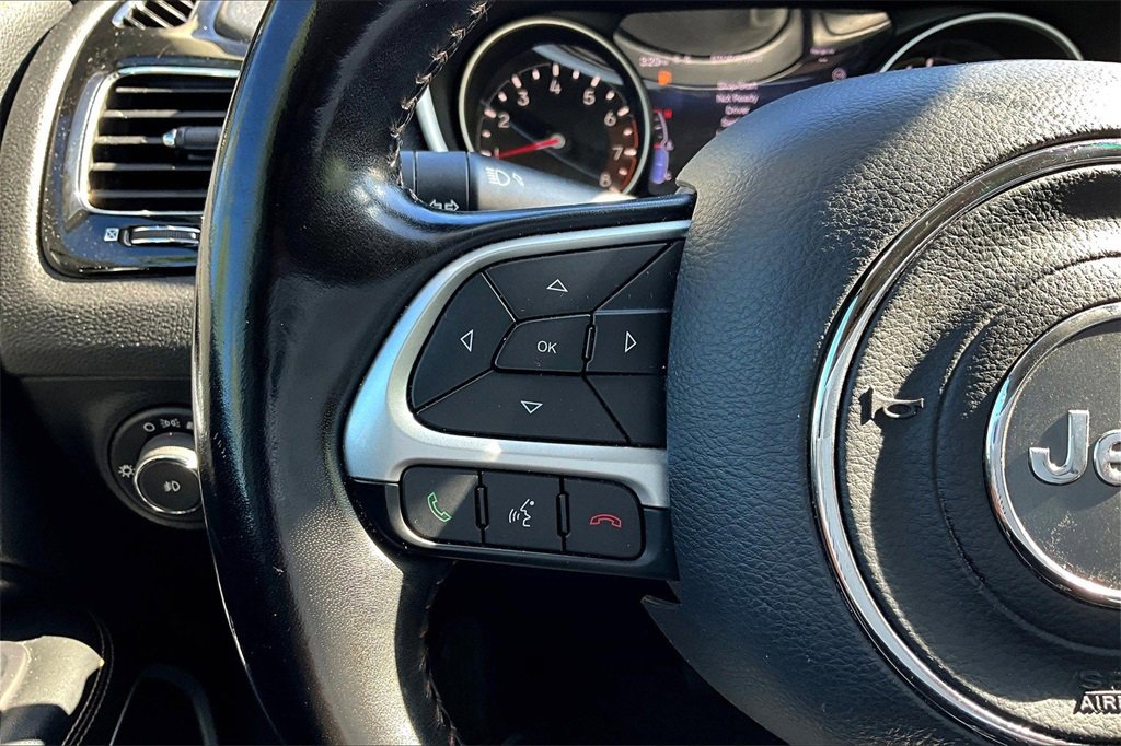 Used 2020 Jeep Compass Limited image 20