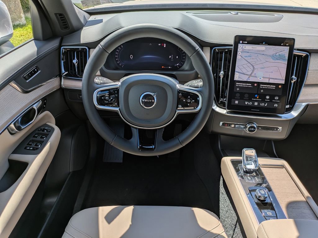 New 2026 Volvo XC90 B6 Core image 16