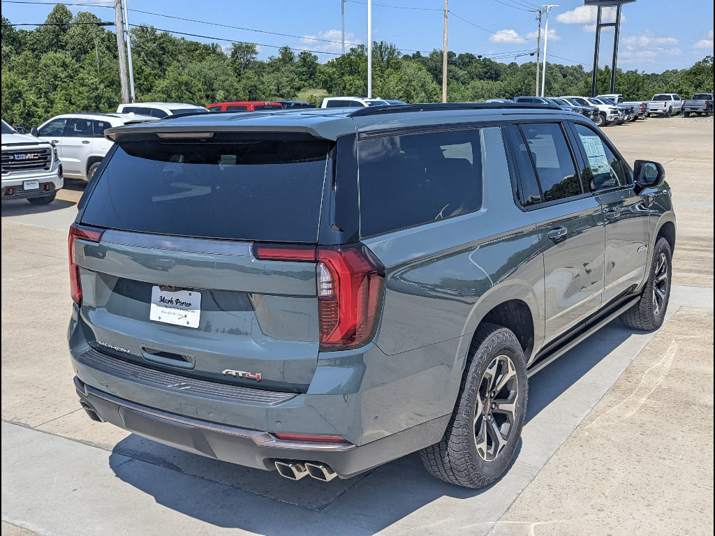 New 2026 GMC Yukon XL AT4 Ultimate w/ LPO, Floor Liner Package AWD/4WD image 7
