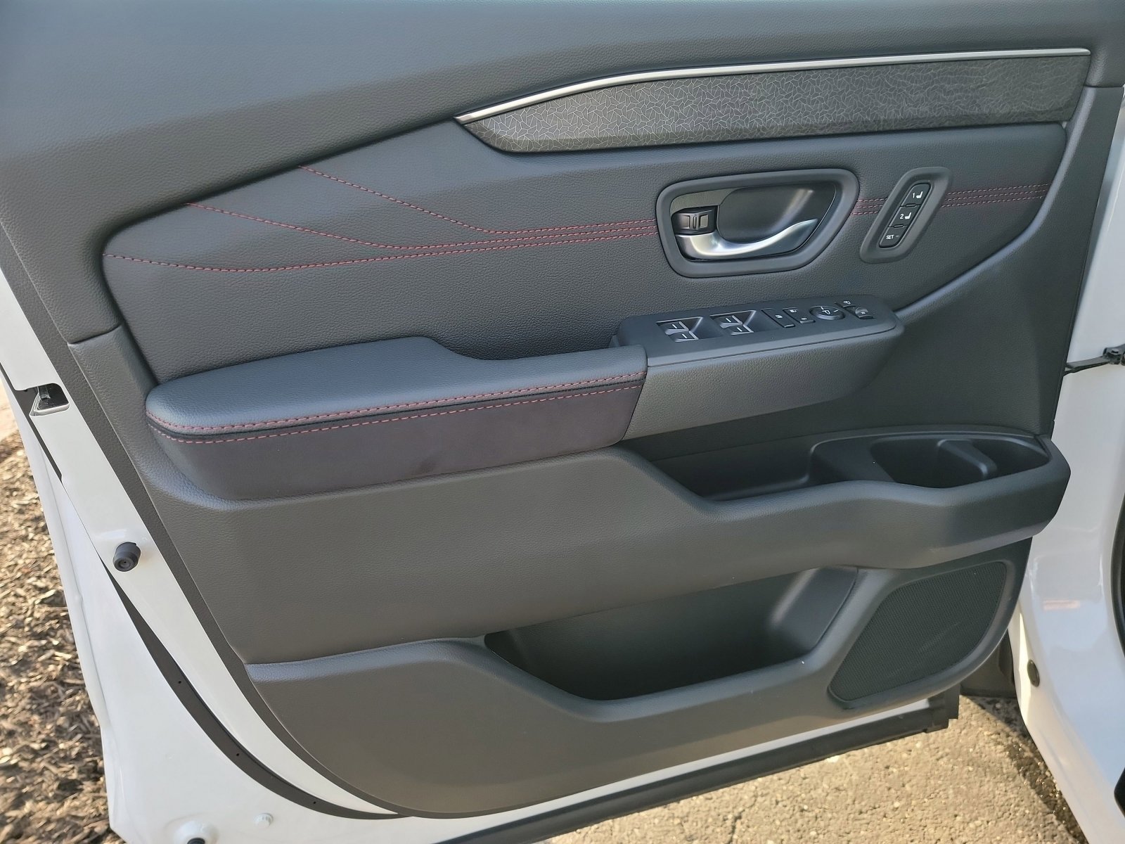 New 2026 Honda Pilot Black Edition image 13