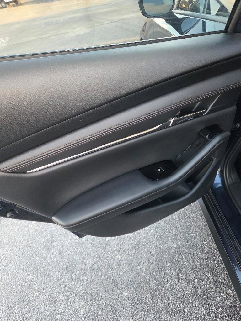Used 2019 MAZDA MAZDA3 Sedan image 8
