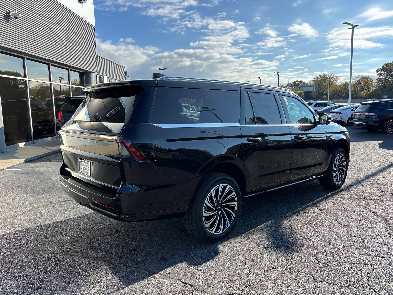 New 2025 Lincoln Navigator L Black Label image 7