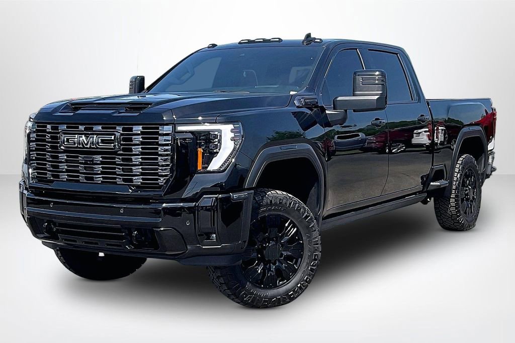 Used 2025 GMC Sierra 2500 Denali Ultimate AWD/4WD image 3