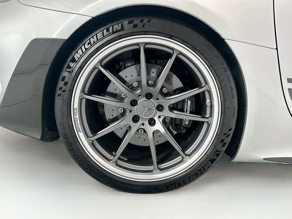 Used 2020 Mercedes-Benz AMG GT R image 28