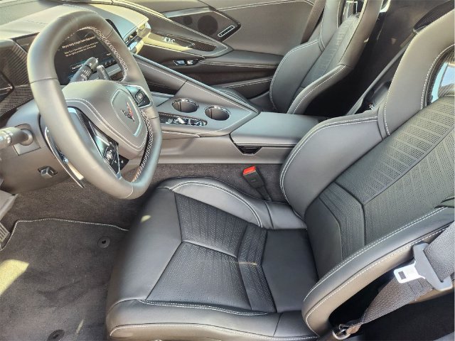 New 2027 Chevrolet Corvette Grand Sport w/ Z52 Sport Performance Package RWD image 8