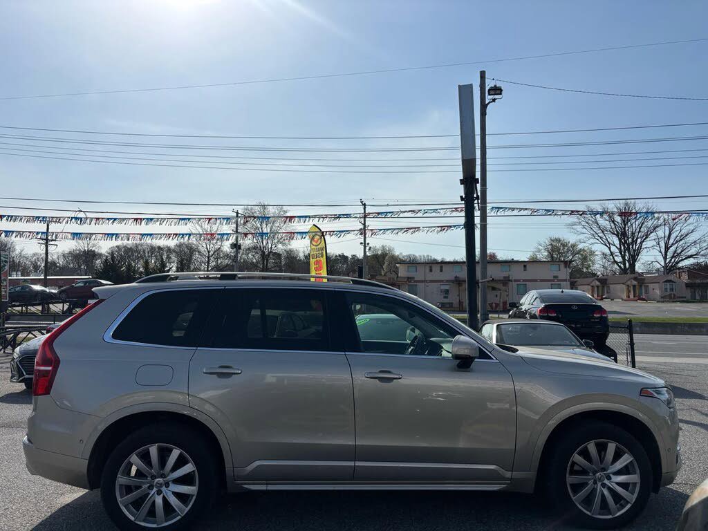 Used 2016 Volvo XC90 T6 Momentum w/ Momentum Plus Package AWD/4WD image 6