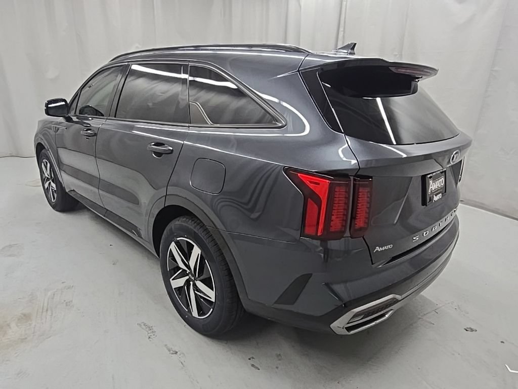Used 2021 Kia Sorento S FWD image 7