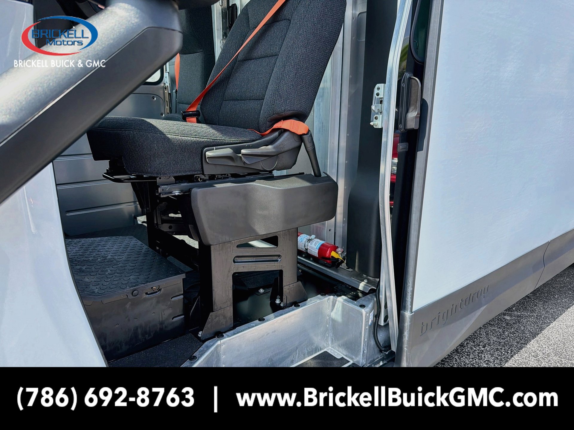 Used 2024 Chevrolet Brightdrop 600 w/ Commercial Equipment Package AWD/4WD image 22