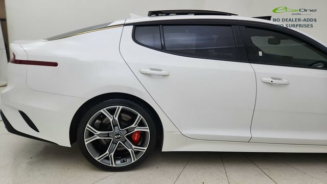 Used 2020 Kia Stinger GT2 AWD/4WD image 7