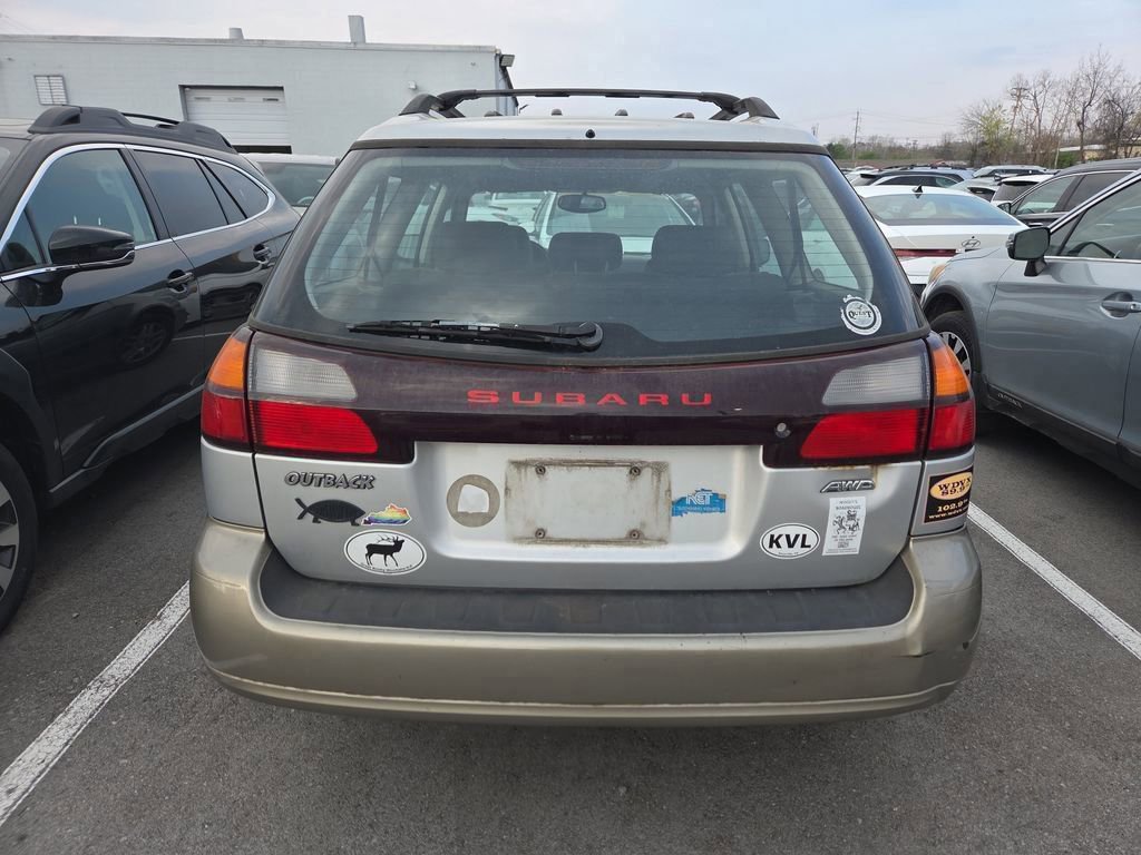 Used 2004 Subaru Outback Wagon image 6