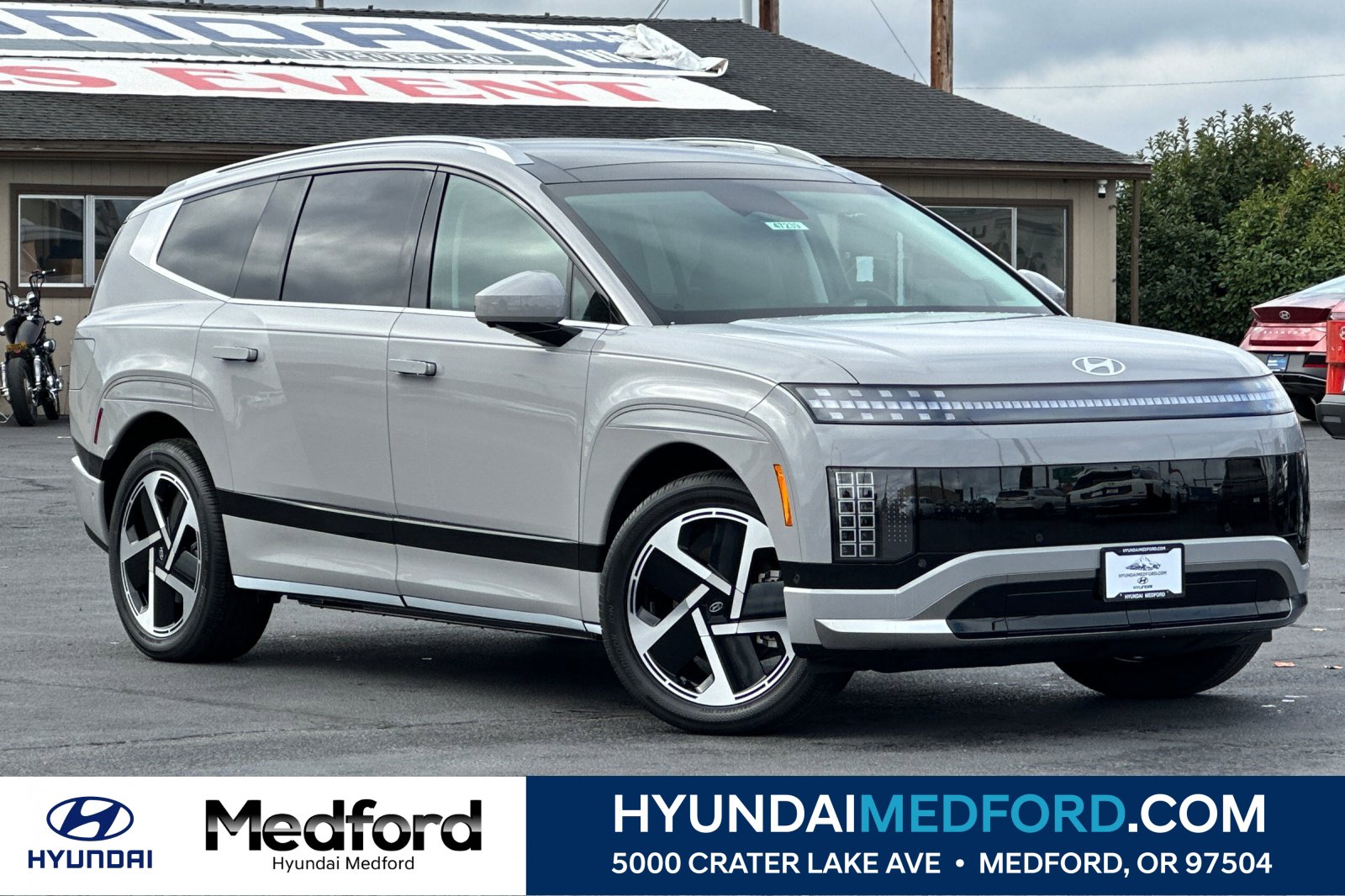 New 2026 Hyundai Ioniq 9 Calligraphy image 1