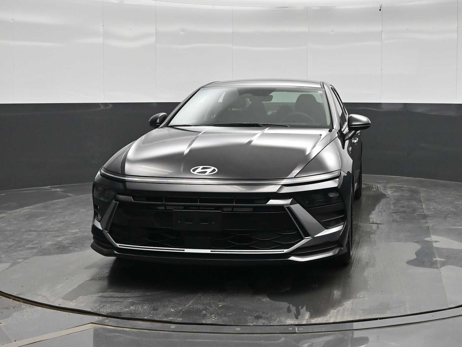 Used 2025 Hyundai Sonata SE FWD image 3