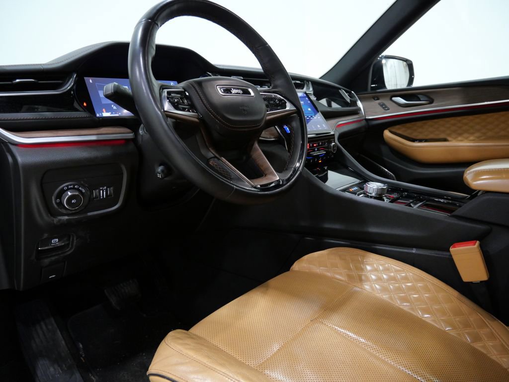 Used 2022 Jeep Grand Cherokee Summit w/ Adv Protech Group IV image 12