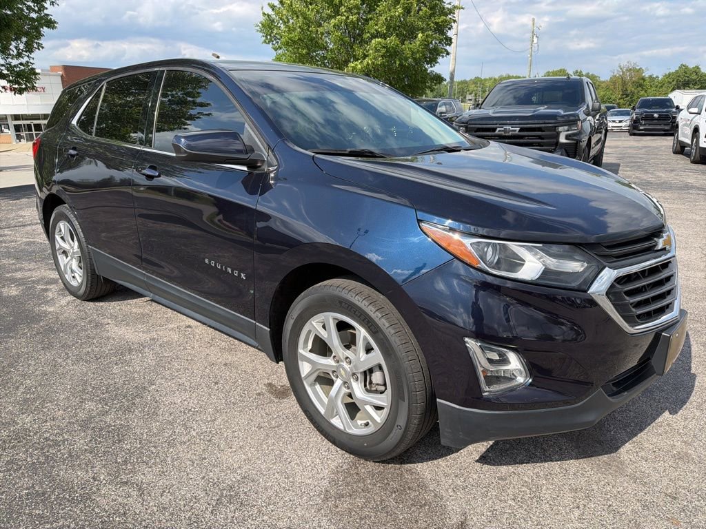 Used 2020 Chevrolet Equinox LT FWD image 2