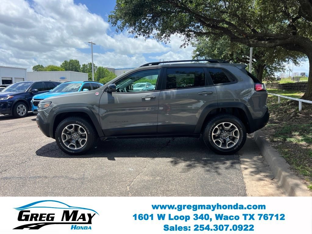 Used 2022 Jeep Cherokee Trailhawk w/ Premium Leather Package AWD/4WD image 4