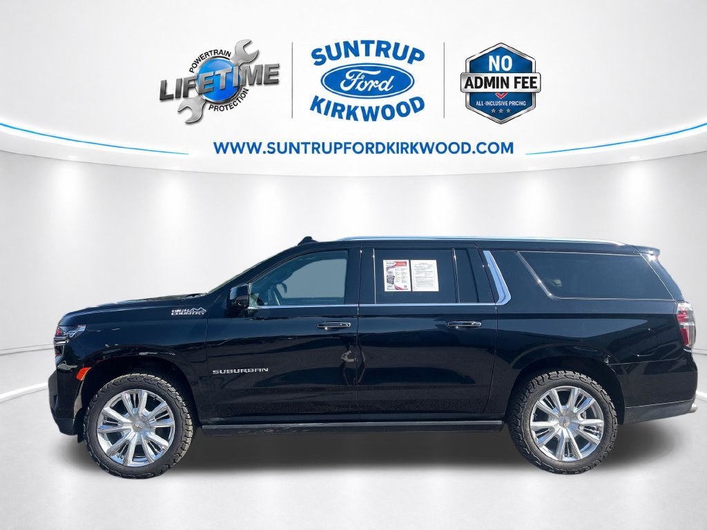 Used 2023 Chevrolet Suburban High Country AWD/4WD image 2