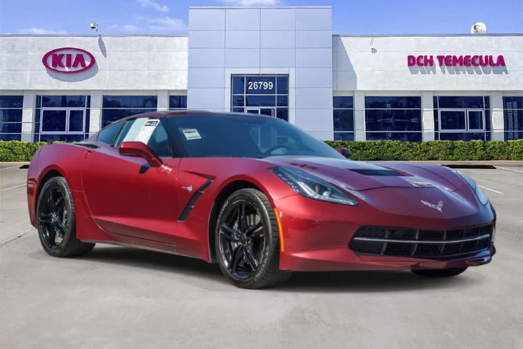 Used 2017 Chevrolet Corvette Stingray Coupe w/ 1LT RWD image 3