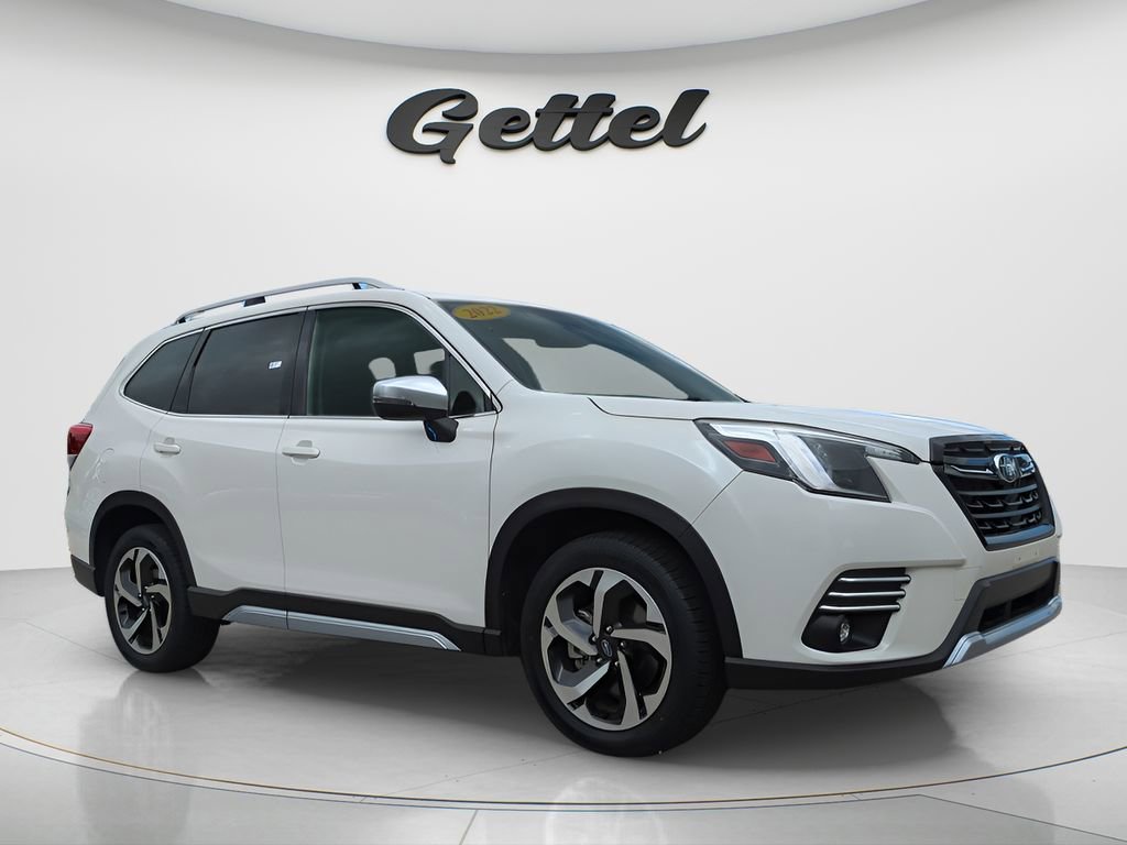 Used 2022 Subaru Forester Touring image 13