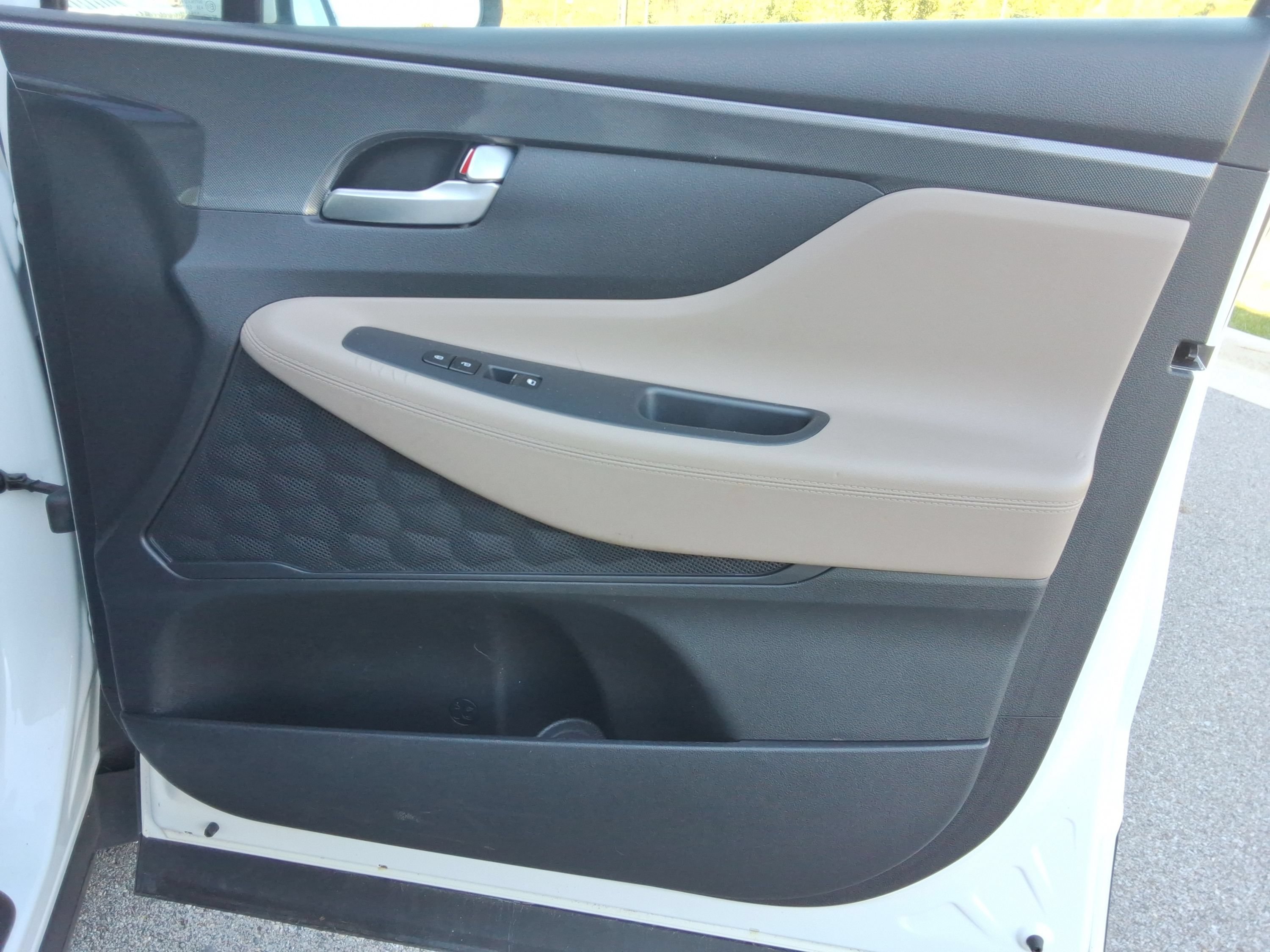 Used 2023 Hyundai Santa Fe SE AWD/4WD image 38