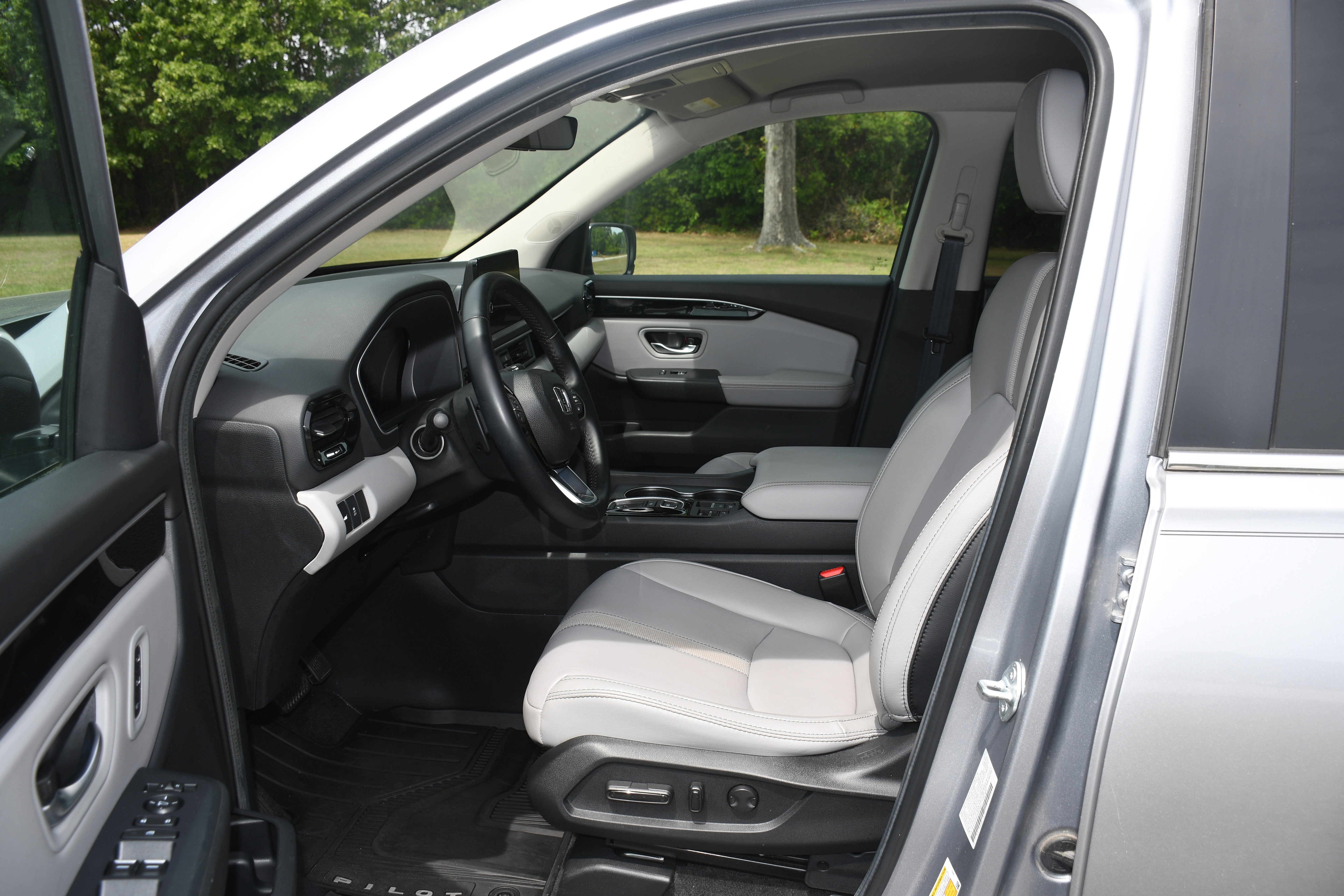 Certified 2025 Honda Pilot EX-L image 7