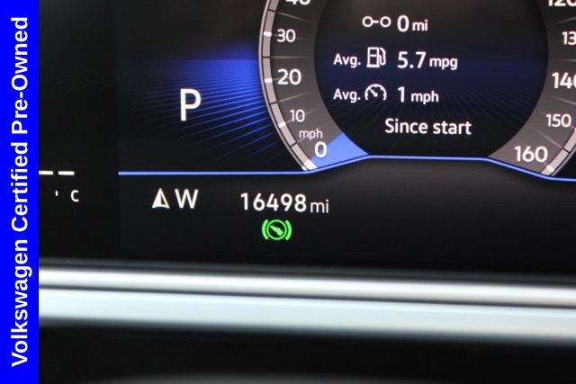 Used 2025 Volkswagen Taos SE image 32