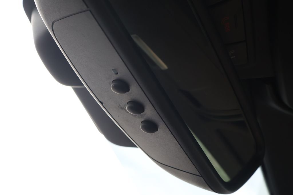 Used 2016 Mercedes-Benz SLK 300 image 30