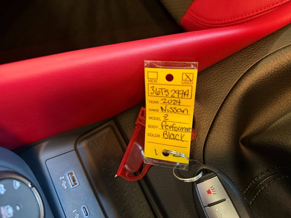 Used 2024 Nissan Z Performance w/ Floor Mat Package image 37