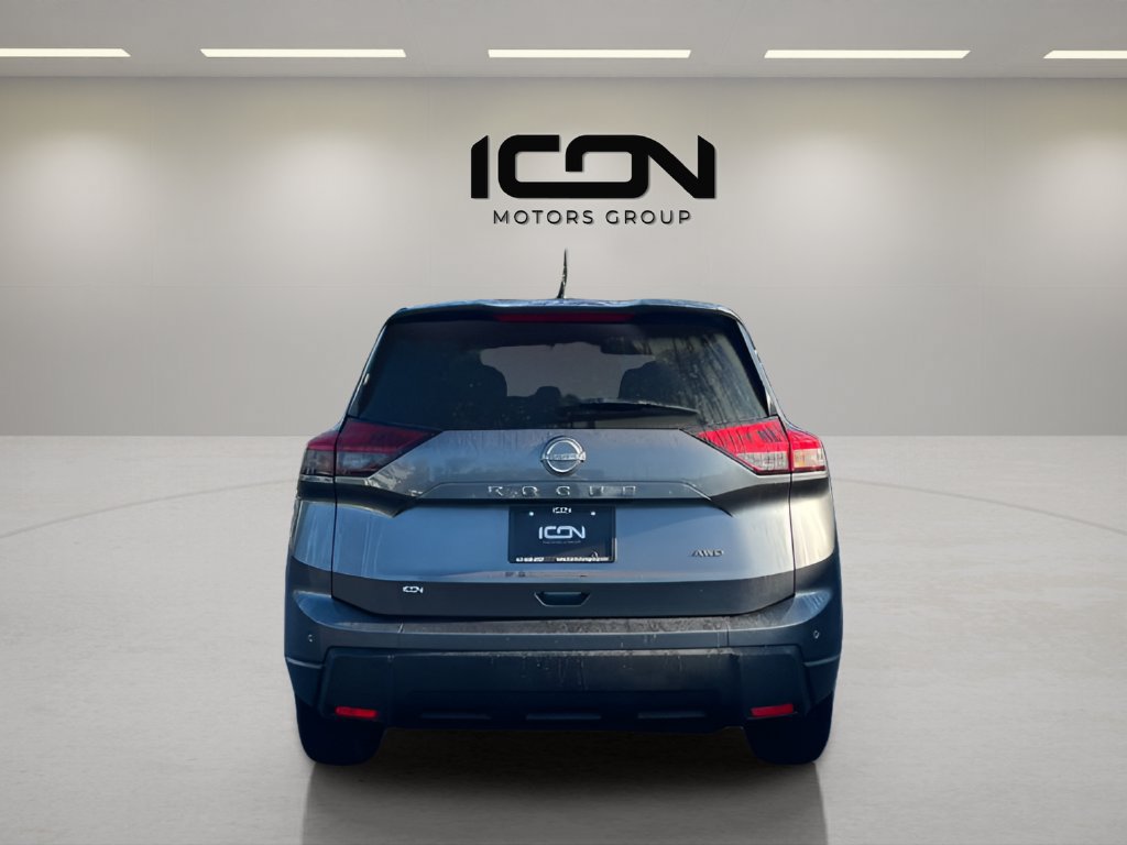 Used 2024 Nissan Rogue S AWD/4WD image 4