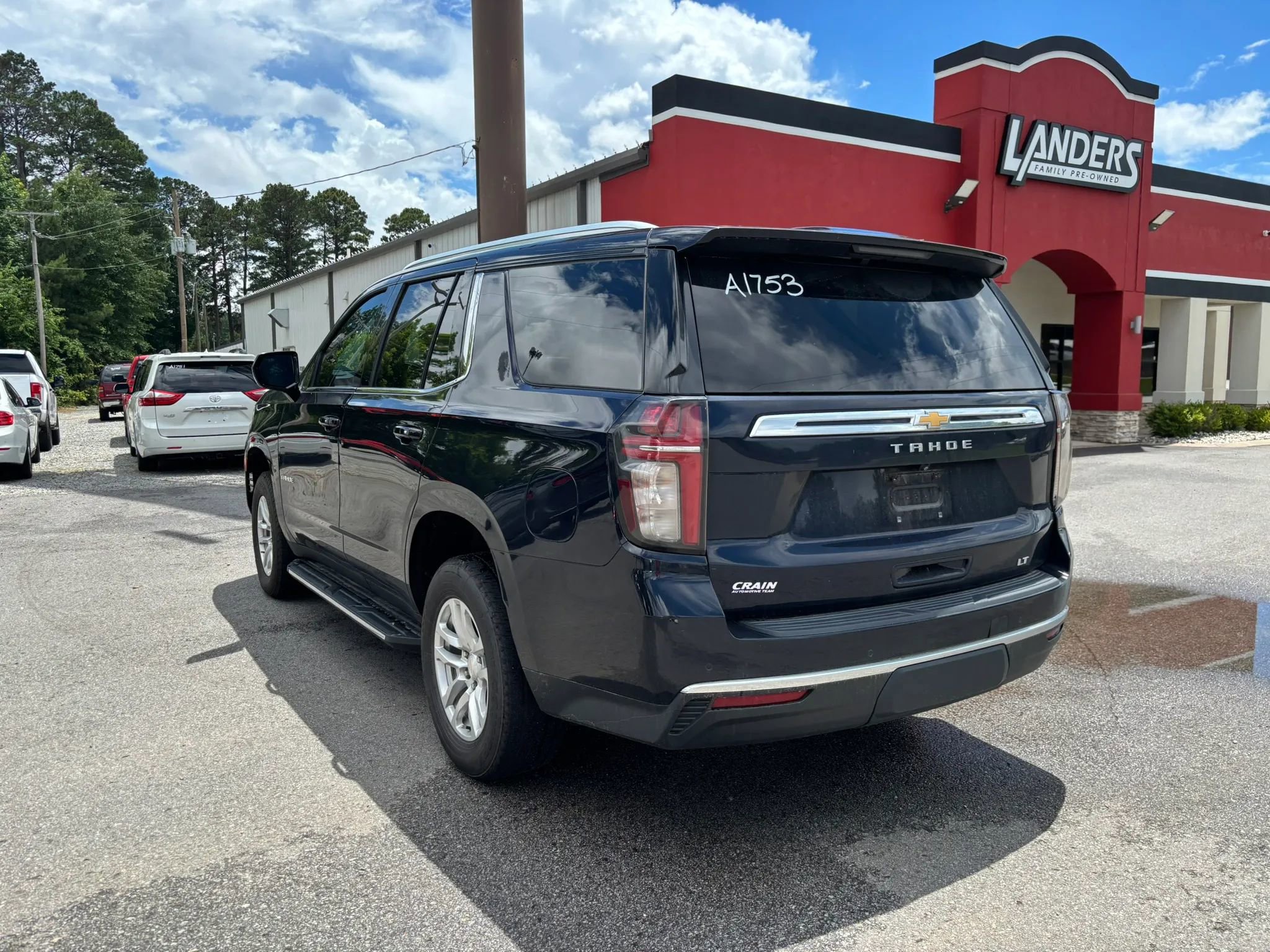 Used 2021 Chevrolet Tahoe LT AWD/4WD image 2