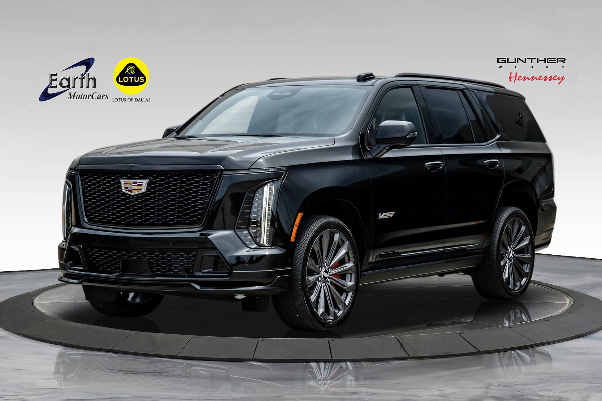 Used 2025 Cadillac Escalade V AWD/4WD image 1