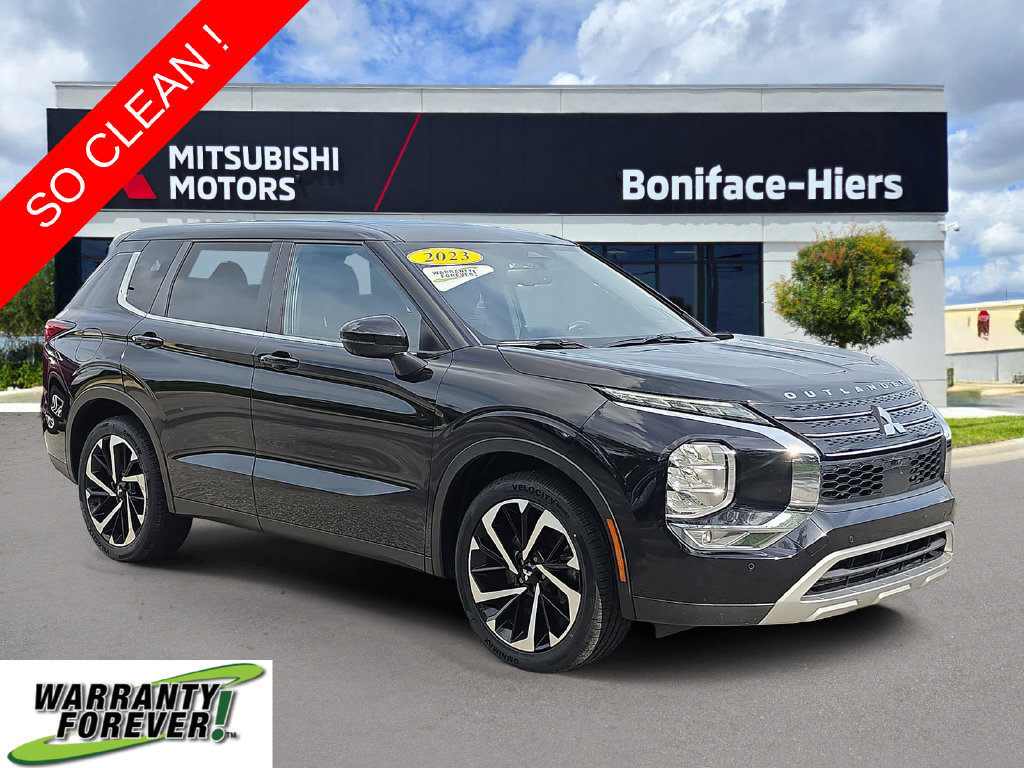 Used 2023 Mitsubishi Outlander SE FWD image 1