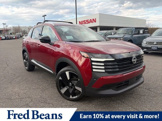 New 2026 Nissan Kicks SR w/ Cold Weather Package