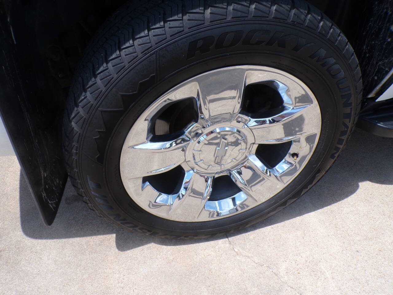 Used 2013 Chevrolet Tahoe LS w/ Convenience Package image 11