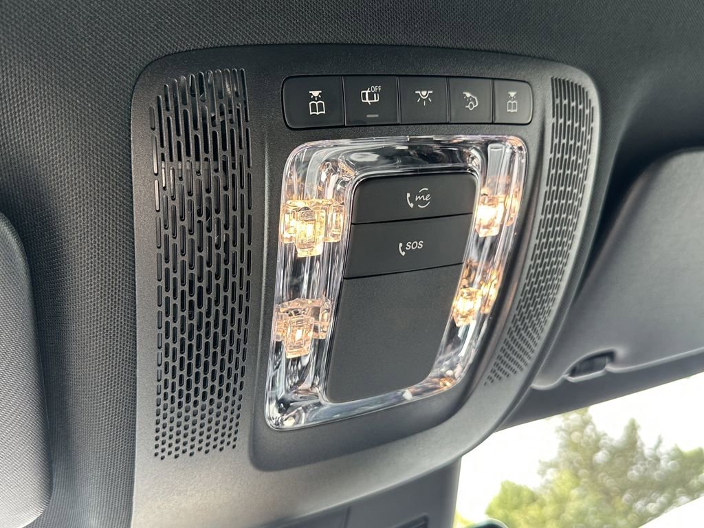 Certified 2025 Mercedes-Benz GLA 250 image 33