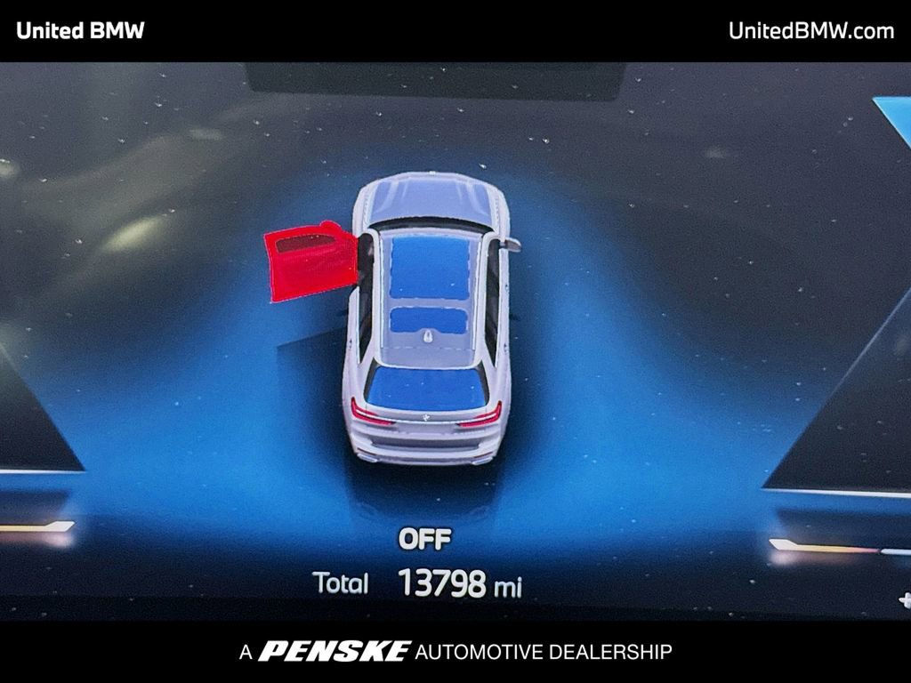 Used 2026 BMW X7 xDrive40i AWD/4WD image 7