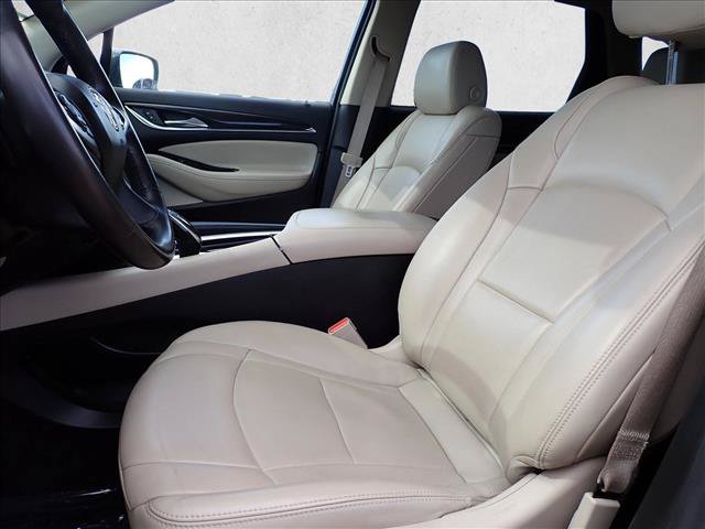 Used 2019 Buick Enclave Essence AWD/4WD image 13