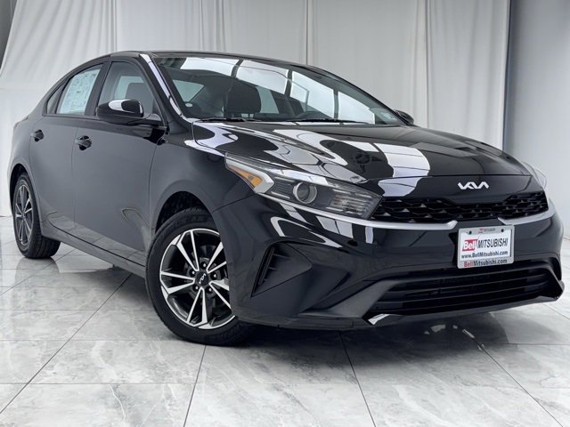Used 2023 Kia Forte LXS