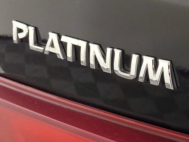 Used 2016 Nissan Maxima Platinum w/ Interior Lighting Package FWD image 32