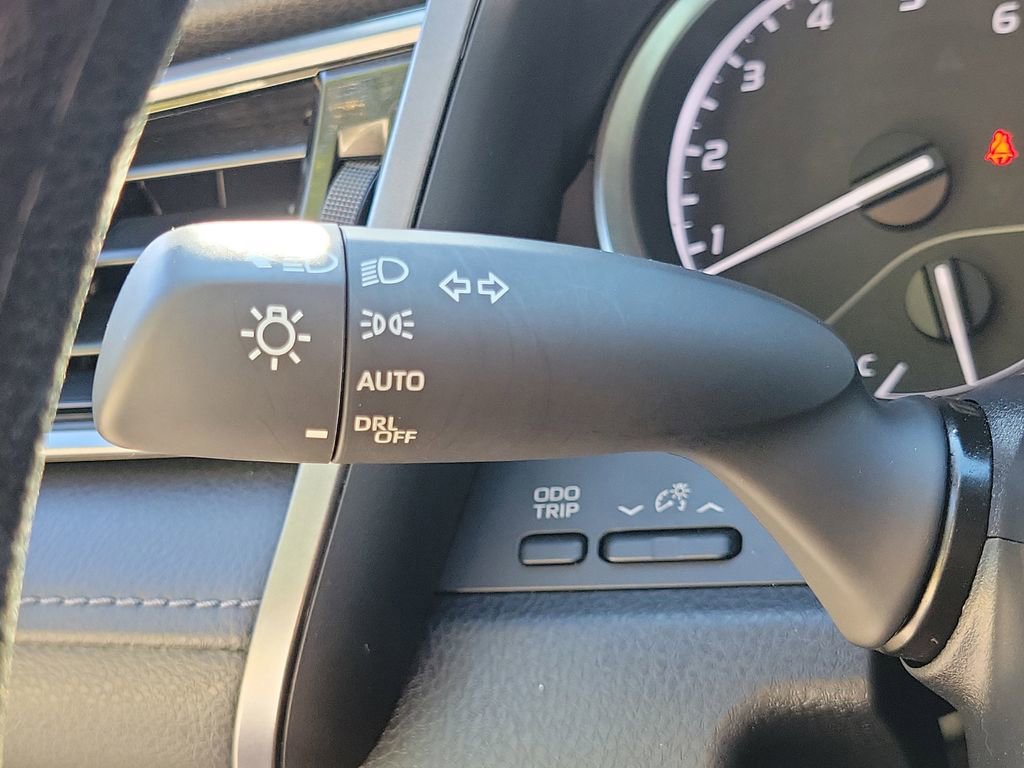 Used 2023 Toyota Camry LE image 34
