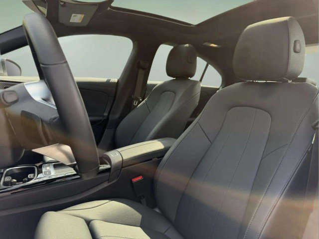 Certified 2026 Mercedes-Benz CLA 250 4MATIC image 21